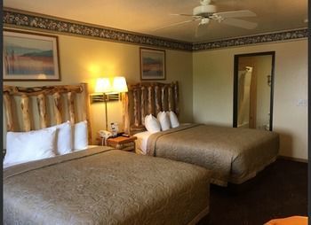 Hotel Super 8 Mackinaw City/bridgeview Area