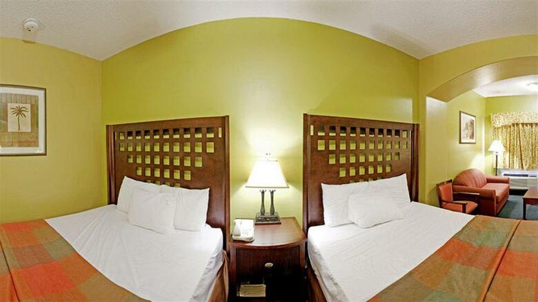 La Copa Inn Beach Hotel