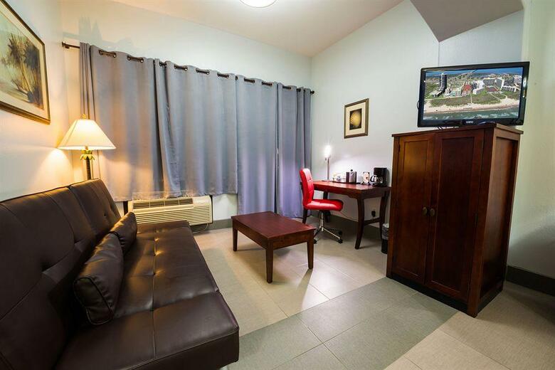 La Copa Inn Beach Hotel