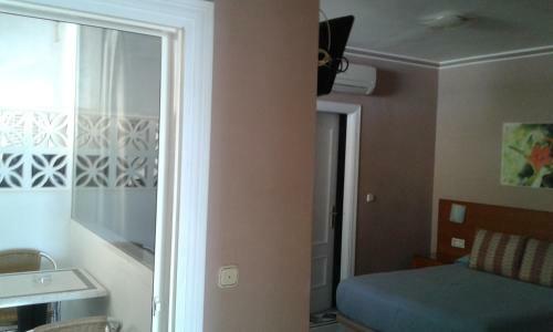 Hostal Marazul