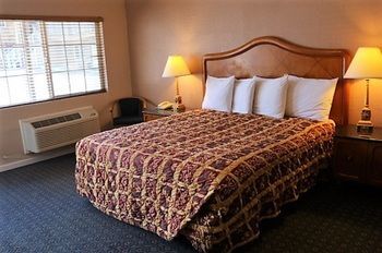 Hotel Blue Jay Lodge