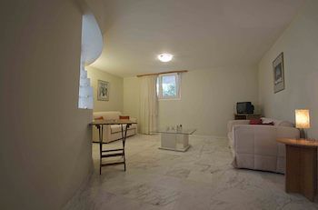 Aparthotel Sea Breeze