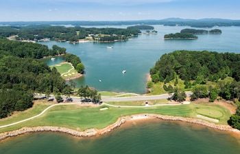 Posada Lanier Islands Legacy Lodge