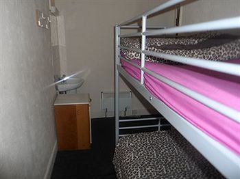 The Hangover Hotel - Hostel