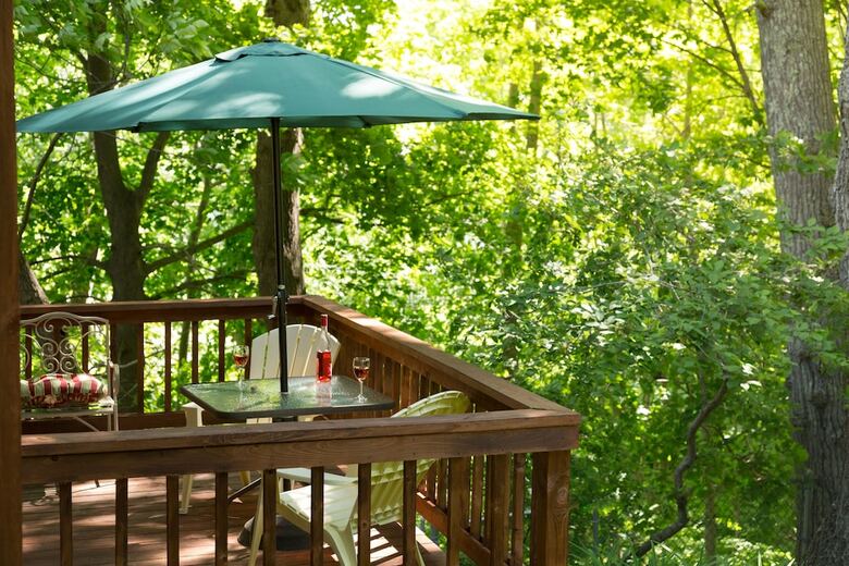 Bed & Breakfast Hawthorn Inn
