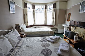 Hotel Silverwell Guest House