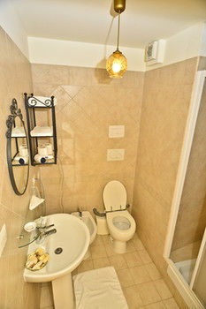 Bed And Breakfast Vieniaroma