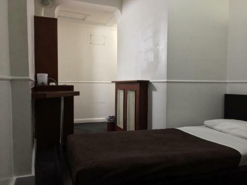 London Continental Hotel