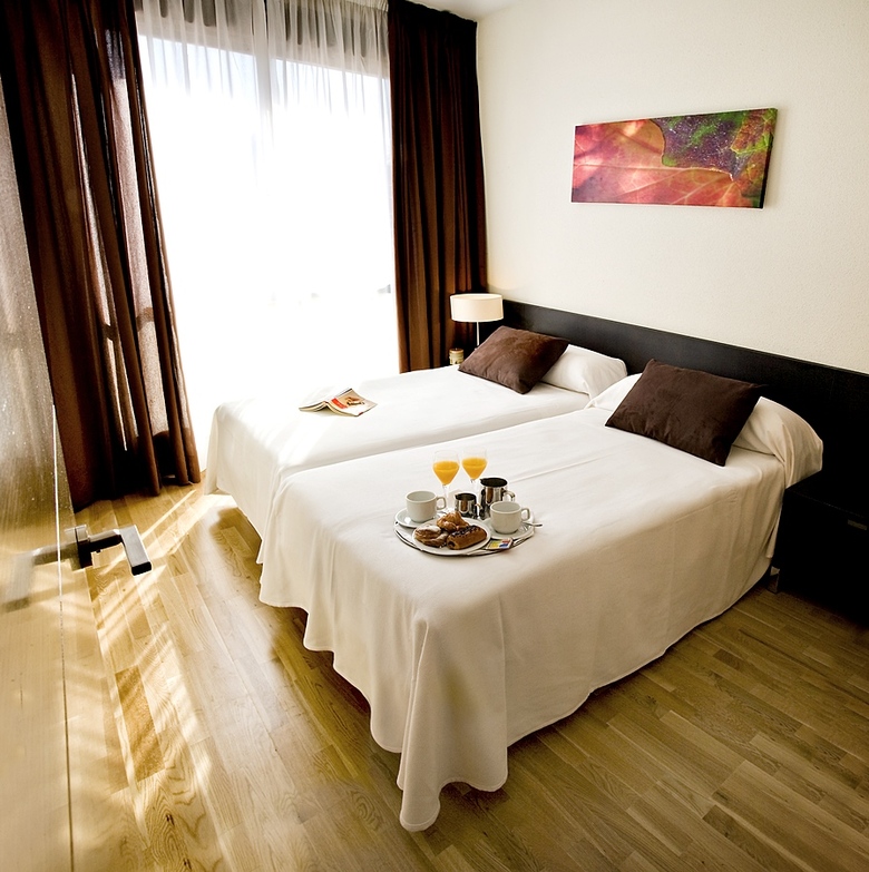 Aparthotel Compostela Suites