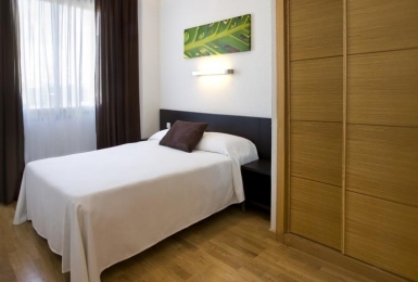 Aparthotel Compostela Suites
