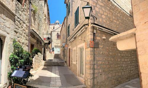 Hotel Rooms And Apartments Villa Town Gate Hvar