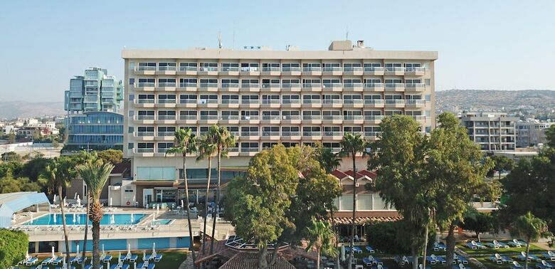 Poseidonia Beach Hotel