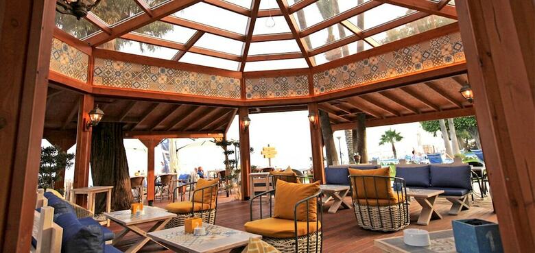 Poseidonia Beach Hotel