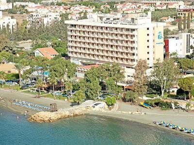 Poseidonia Beach Hotel