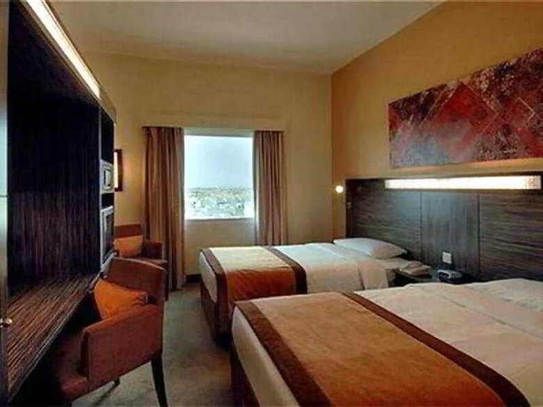 Hotel Express By Holiday Inn Dubai Internet City