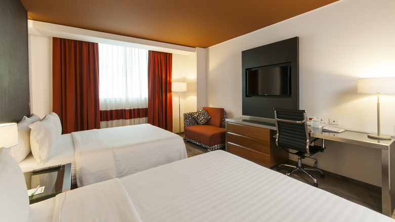 Hotel Lark