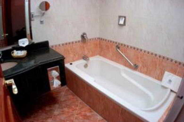 Hotel Lark