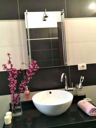 Seaside Apartment Sarande