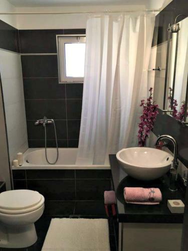 Seaside Apartment Sarande