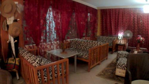 Hostal Guesthouse Aliger