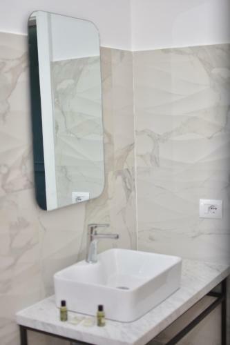 Airen Hotel