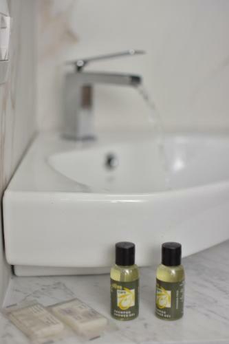 Airen Hotel