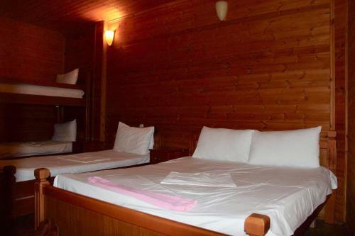Hotel Bicaj