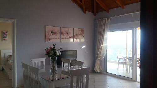 Anna Apartments