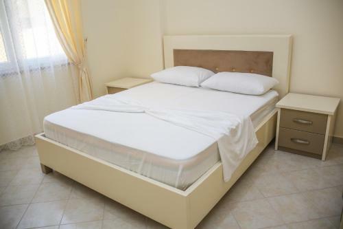 Luxury Apartments Golem