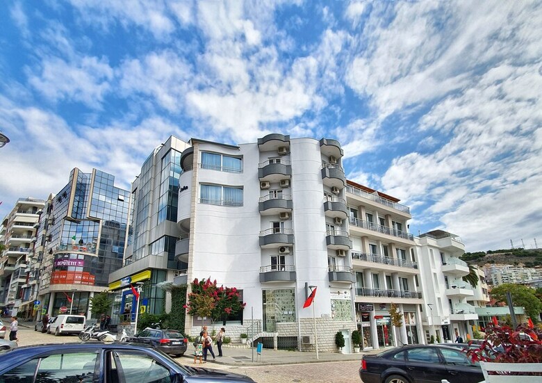 Hotel Joan