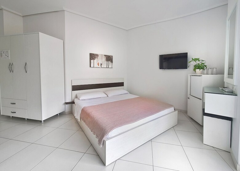 Hotel Joan