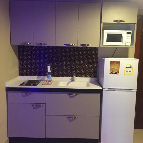 Dybaj Hotel Apartment 2