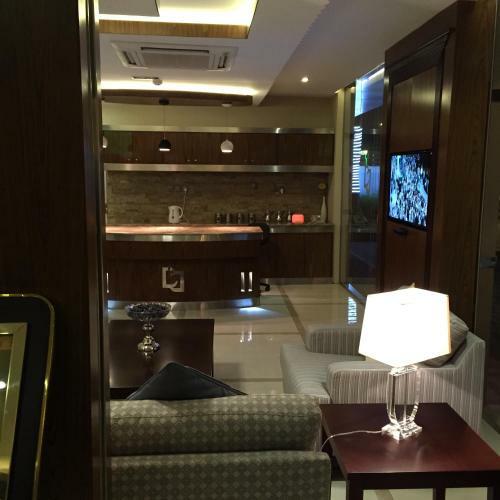 Dybaj Hotel Apartment 2