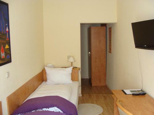Hotel L�hr