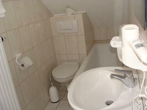 Hotel L�hr