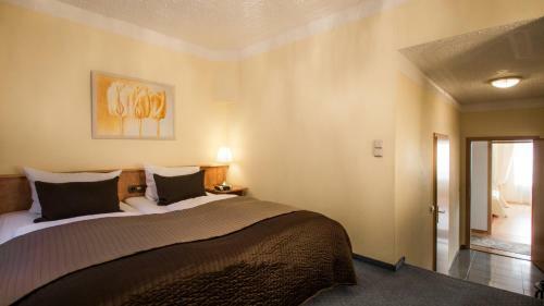 Hotel L�hr