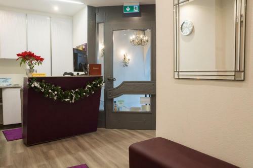 Hotel L�hr