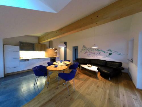 Apartamentos Alpengl�ck De Luxe Ferienwohnung Am Forggensee