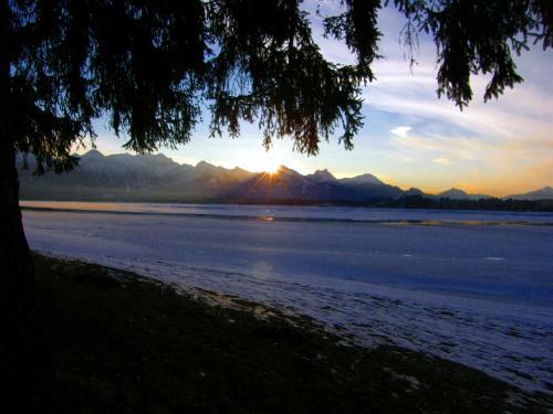 Apartamentos Alpengl�ck De Luxe Ferienwohnung Am Forggensee