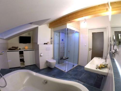 Apartamentos Alpengl�ck De Luxe Ferienwohnung Am Forggensee
