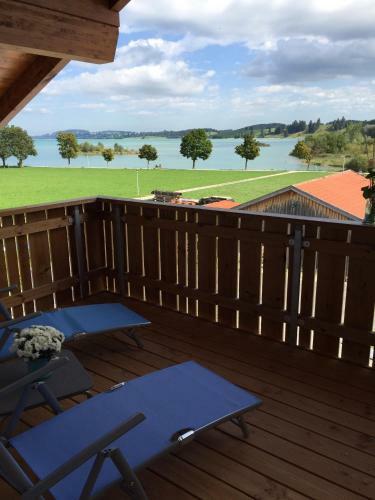 Apartamentos Alpengl�ck De Luxe Ferienwohnung Am Forggensee