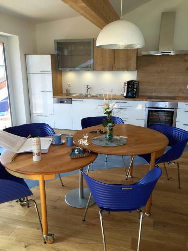 Apartamentos Alpengl�ck De Luxe Ferienwohnung Am Forggensee