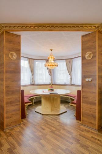 Golden Gapa Central Family Apartment 8
