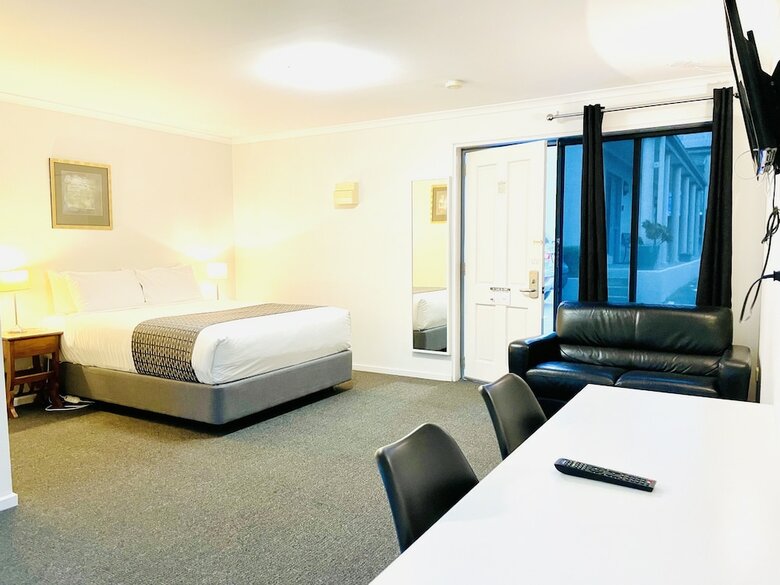 Hotel Quality Inn & Suites The Menzies