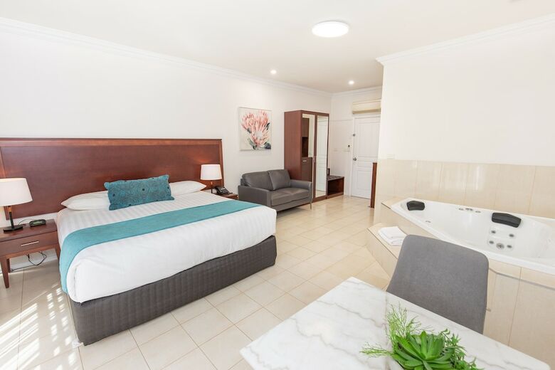 Hotel Comfort Inn Deakin Palms