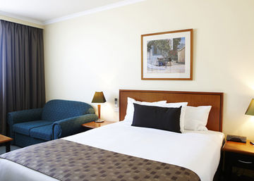 Quality Hotel On Olive