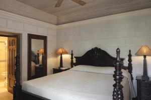 Hotel The Crane Resort