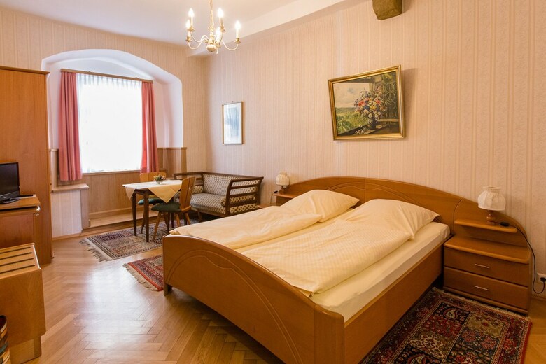 Hostal Hotel-gasthof Goldener Greifen