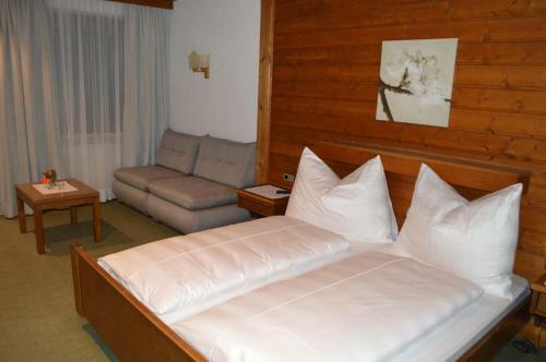 Apartamento Gasthaus Gl�ckle