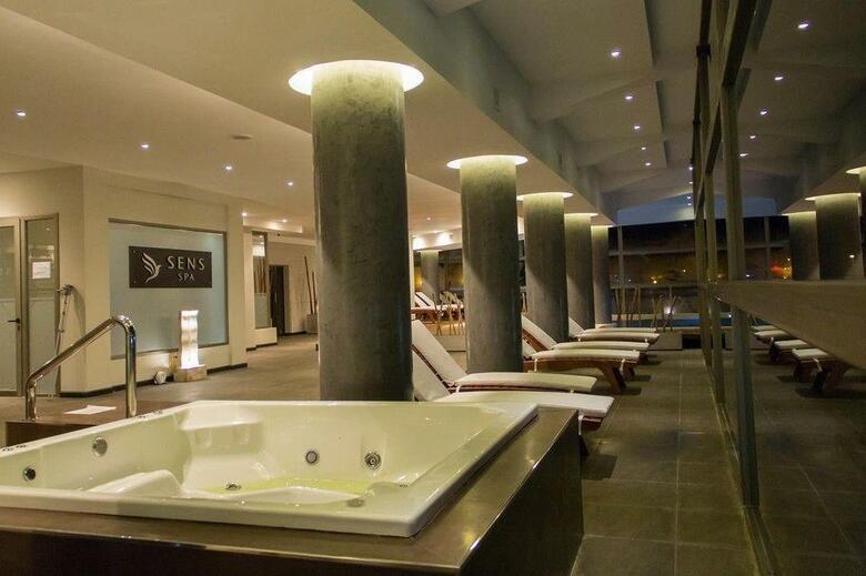Hotel Arena Resort